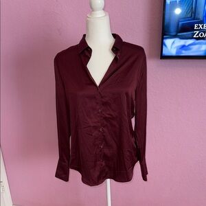 Banana Republic Burgundy Women's button down long sleeve Top
